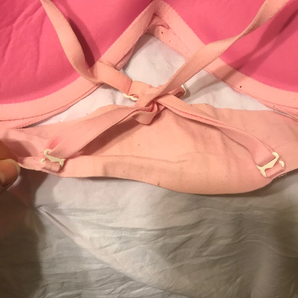 Pink Bra - Picture 4 of 4